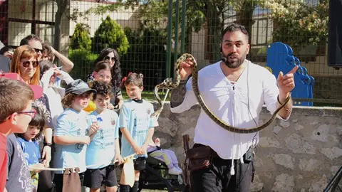 II Mercado Medieval y exhibición de reptiles en Fuensaldaña (04/15) | Valladolid Plural