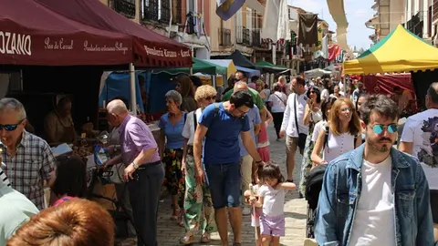 Mercado Comarcal y la Feria Agroalimentaria de Villalón de Campos (05/15) | Valladolid Plural
