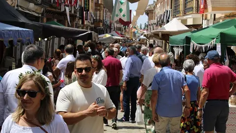 Mercado Comarcal y la Feria Agroalimentaria de Villalón de Campos (07/15) | Valladolid Plural