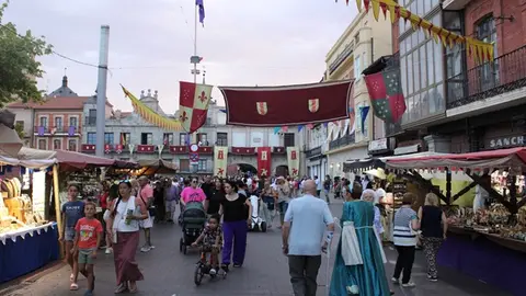 Desfile inaugural de la Semana Renacentista de Medina (01/16) | Valladolid Plural