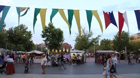 Desfile inaugural de la Semana Renacentista de Medina (03/16) | Valladolid Plural