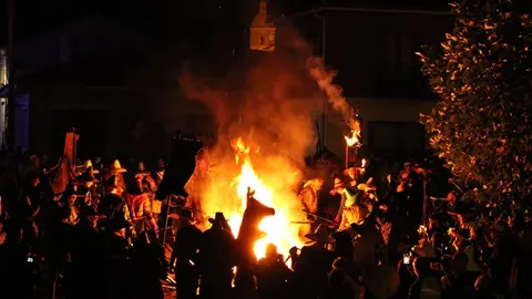 Procesión de El Vítor de Mayorga 2025 (01/13) | Valladolid Plural