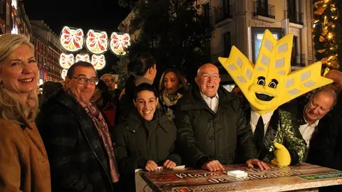 Encendido de las luces de Navidad de Valladolid 2025 (07/13) | Valladolid Plural