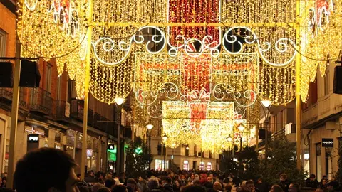 Encendido de las luces de Navidad de Valladolid 2025 (10/13) | Valladolid Plural