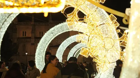 Encendido de las luces de Navidad de Valladolid 2025 (13/13) | Valladolid Plural