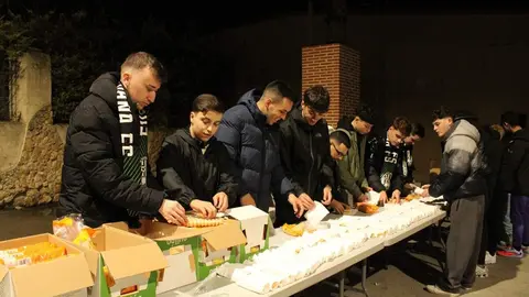 Encendido de luces, espectáculo piromusical y chocolatada en Fuensaldaña 2025 | Valladolid Plural