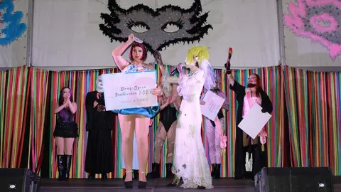 Celebración de la III Gala Drag del Carnaval de Santovenia de Pisuerga | Valladolid Plural