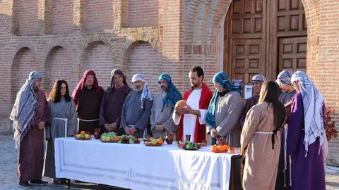 Representación del Viacrucis Juvenil de la Semana Santa de Fresno el Viejo 2026 | Valladolid Plural