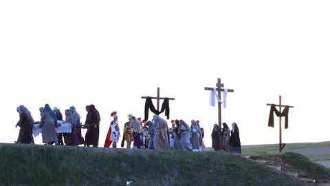 Representación del Viacrucis Juvenil de la Semana Santa de Fresno el Viejo 2026 | Valladolid Plural