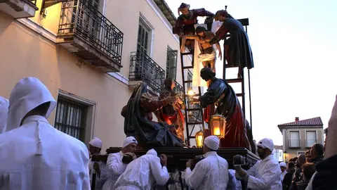 Salida de los Pasos Grandes y procesion del Viernes Santo Semana Santa Medina de Rioseco 2026 (8)