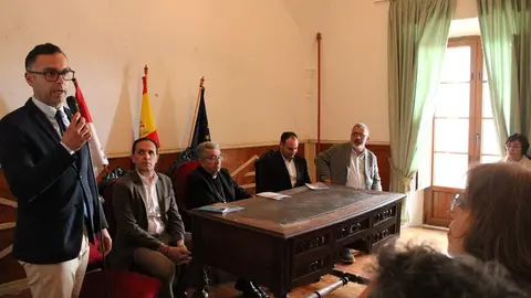 Inauguración de la exposición 'Salió el sembrador a sembrar' en Palazuelo de Vedija | Valladolid Plural