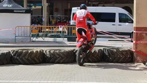 Concentración Motera Los Pichones y Super Enduro Urbano en Villalón de Campos 2026 | Valladolid Plural