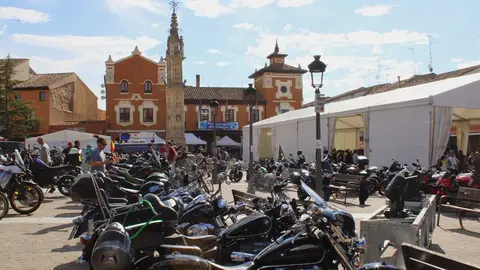 Concentración Motera Los Pichones y Super Enduro Urbano en Villalón de Campos 2026 | Valladolid Plural