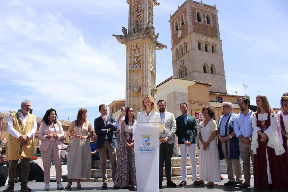 Inauguracion y pregon Mercado Comarcal y Feria Agroalimentaria Villalon de Campos 2026 (11)