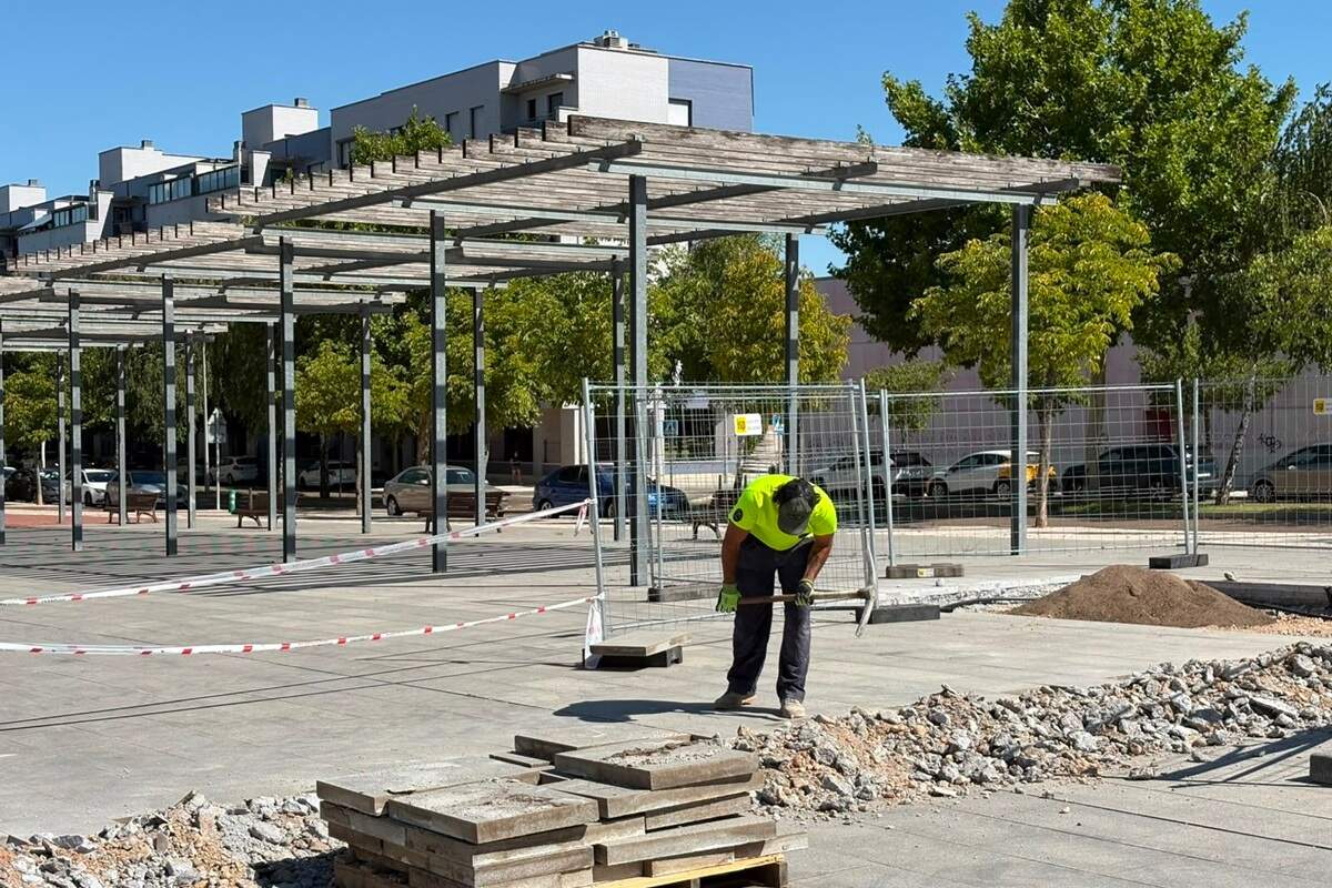 Pinar de Jalón tendrá una Plaza del Everest más 'refrescante' con zonas verdes, nuevos árboles y toldos de sombra