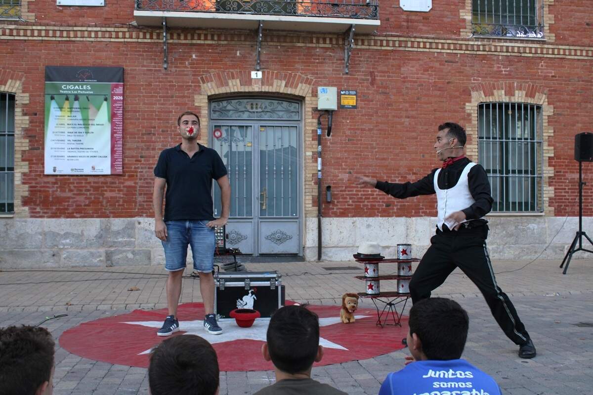 Espectaculo circo Festival El Arte esta en la Calle Cigales 2026 (5)
