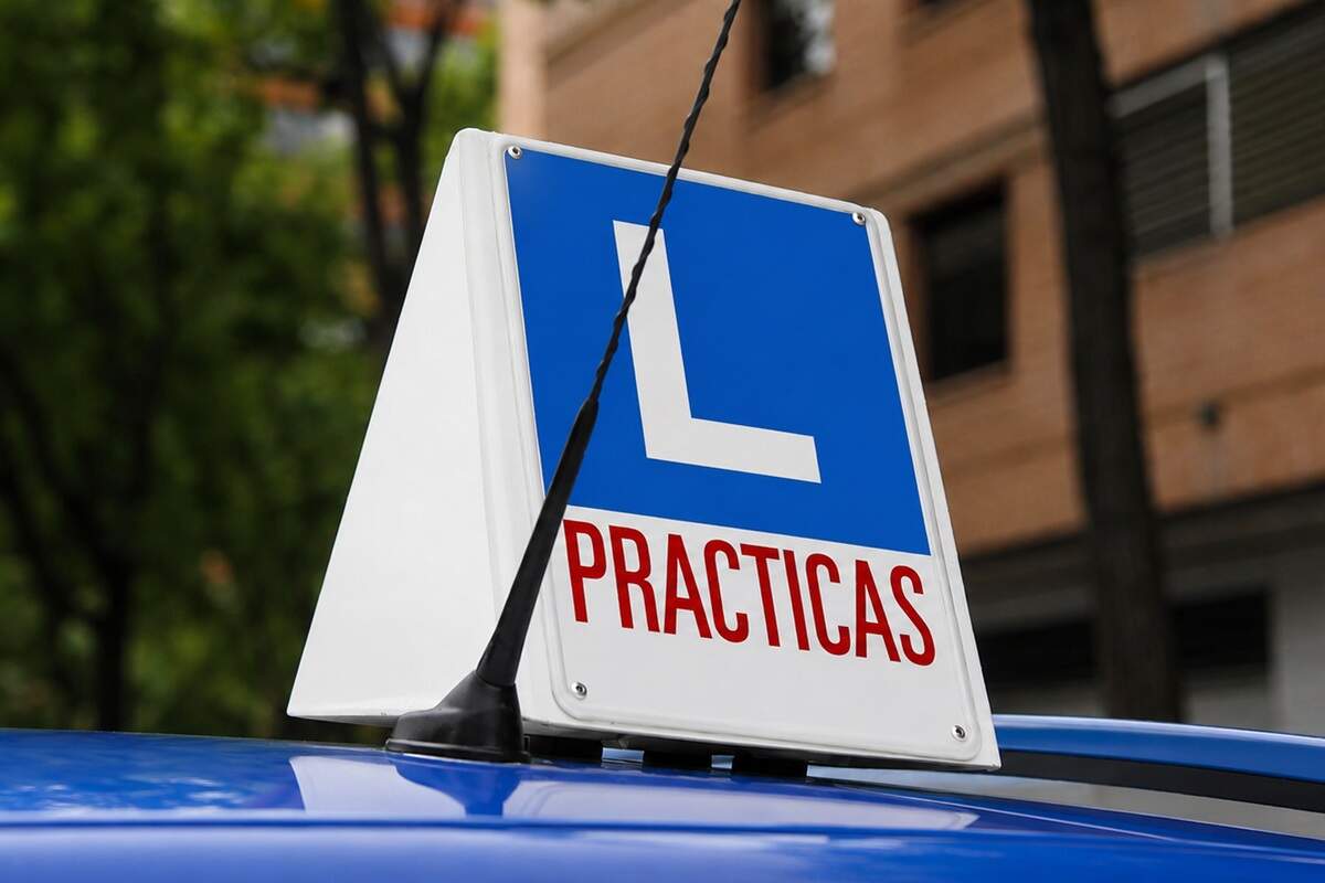 De 450 a 900 euros para sacarse el carnet de conducir en Castilla y León: así funcionan las nuevas ayudas