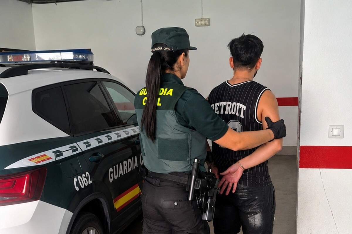 Dejan maniatado y semidesnudo a un joven tras golpearle y robarle el móvil a las afueras de Íscar
